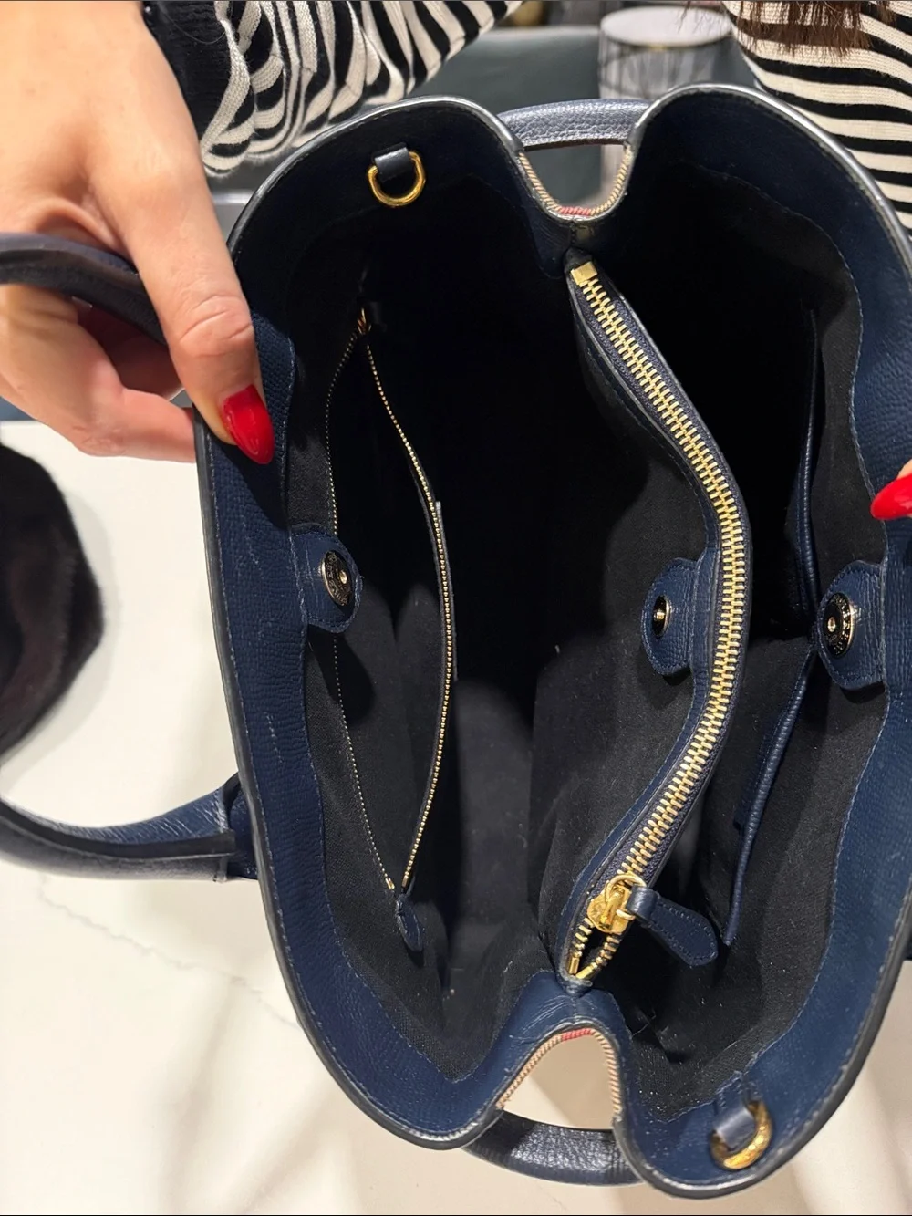 Burberry Navy Pebbled Leather Structured Top-Handle Tote - Picture 5 of 7